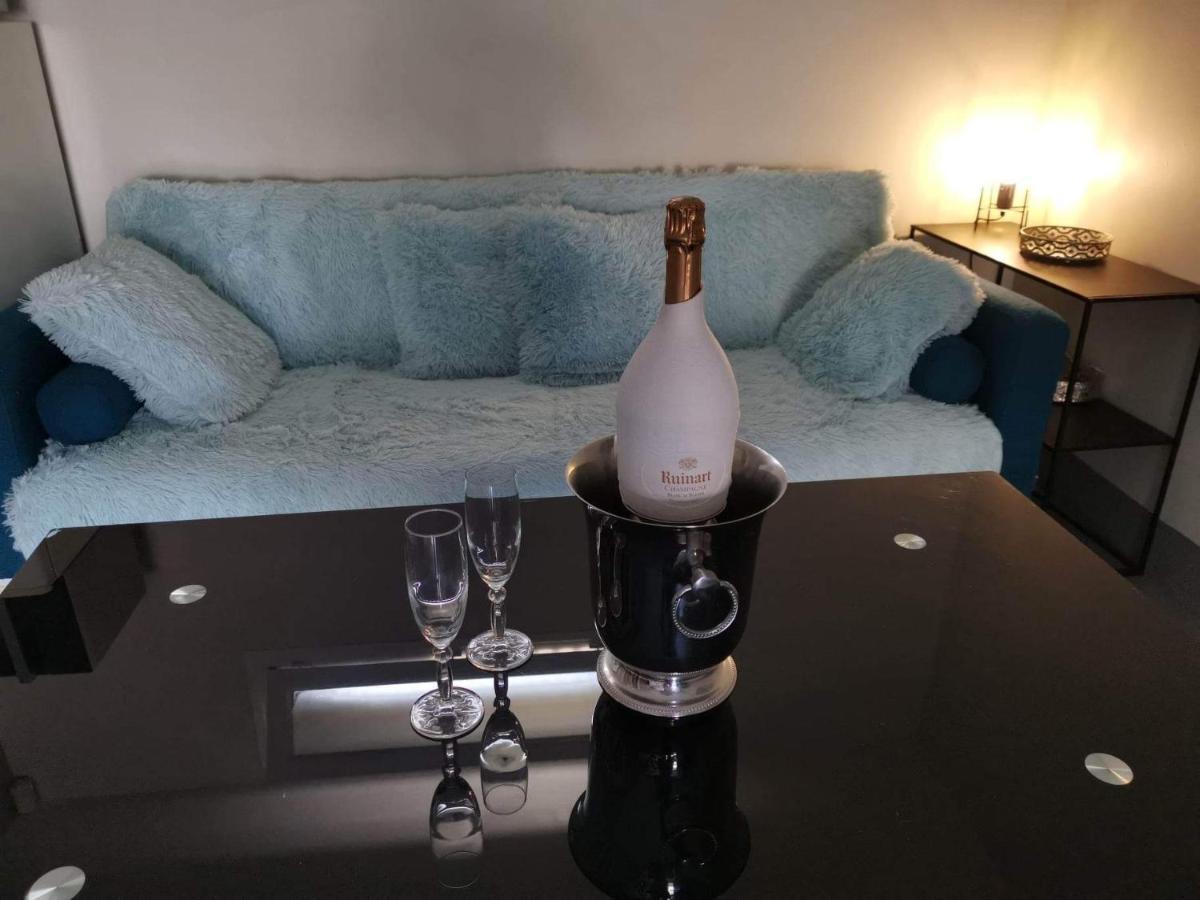 Suite Jacuzzi Au Calme Domont Экстерьер фото